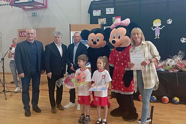 Przedszkolny piknik na sportowo w SP7