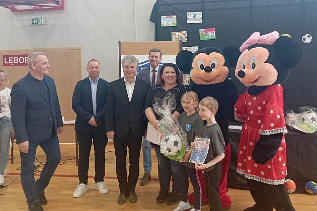 Przedszkolny piknik na sportowo w SP7