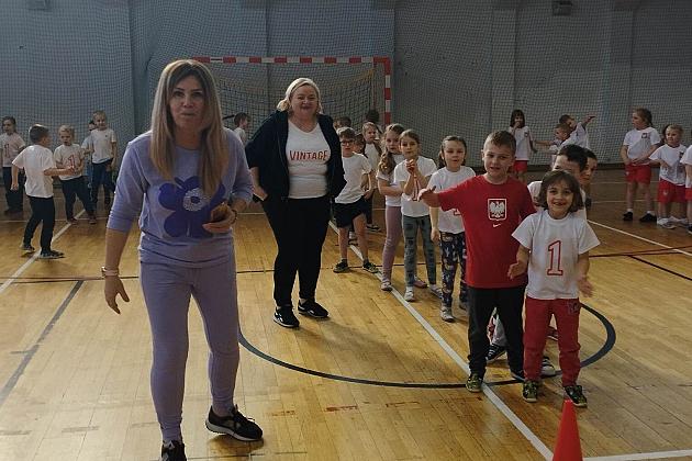 Przedszkolny piknik na sportowo w SP7