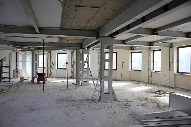 Modernizacja budynku po banku na miejską bibliotekę