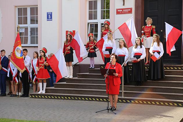 Dzień Flagi RP – uroczystość przed Starostwem Powiatowym