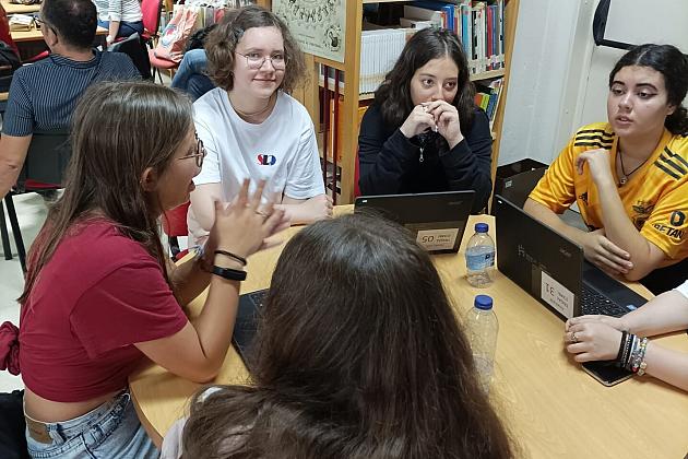 Uczniowie SLO na Erasmusie w Portugalii