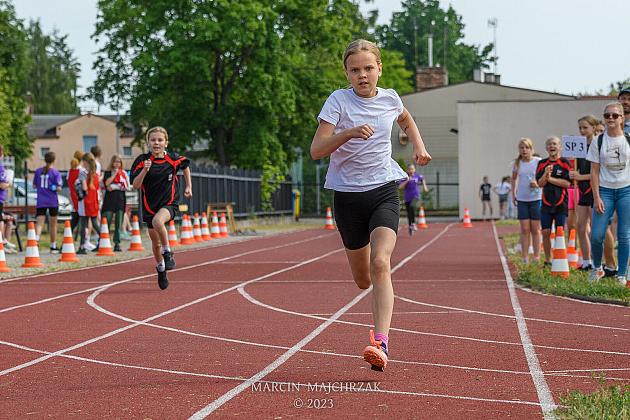 I Wiosenny Mityng Lekkoatletyczny „Sport - zdrowy nałóg, czysta e-energia”