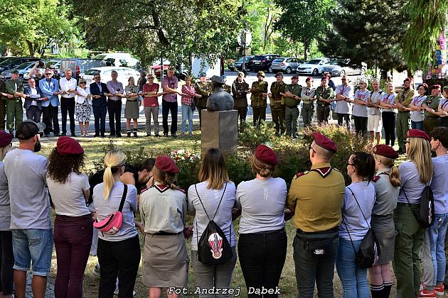 40-ta rocznica nadania imienia generała Stanisława Sosabowskiego 7 Harcerskiej Drużynie Czerwonych Beretów z Lęborka