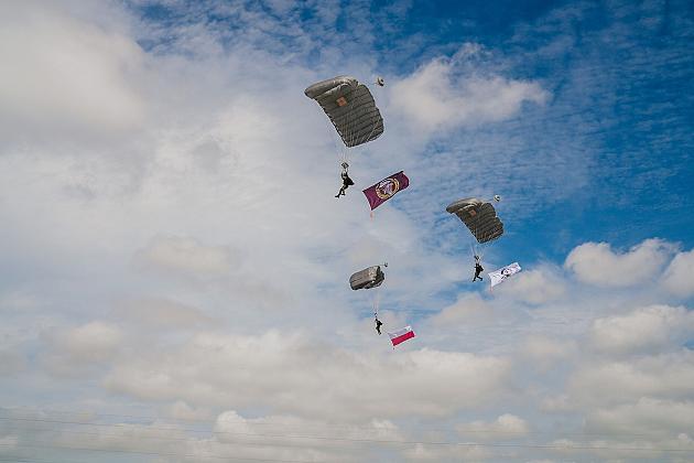 40-ta rocznica nadania imienia generała Stanisława Sosabowskiego 7 Harcerskiej Drużynie Czerwonych Beretów z Lęborka