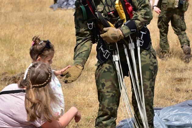 40-ta rocznica nadania imienia generała Stanisława Sosabowskiego 7 Harcerskiej Drużynie Czerwonych Beretów z Lęborka