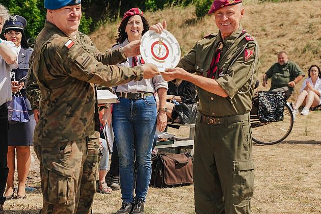 40-ta rocznica nadania imienia generała Stanisława Sosabowskiego 7 Harcerskiej Drużynie Czerwonych Beretów z Lęborka