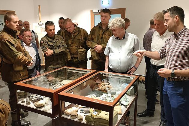 40-ta rocznica nadania imienia generała Stanisława Sosabowskiego 7 Harcerskiej Drużynie Czerwonych Beretów z Lęborka