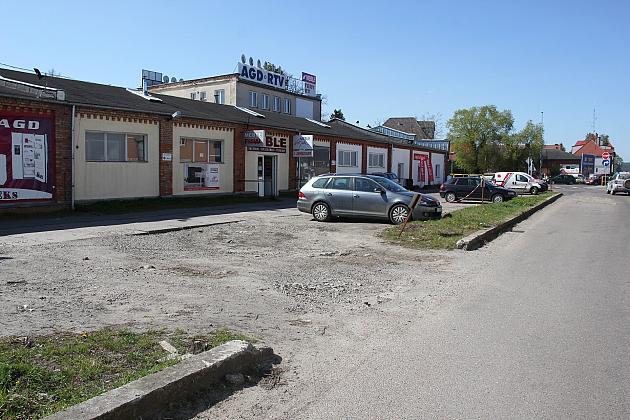 Ulica Zwarowska do przebudowy. Powstaną nowe miejsca parkingowe