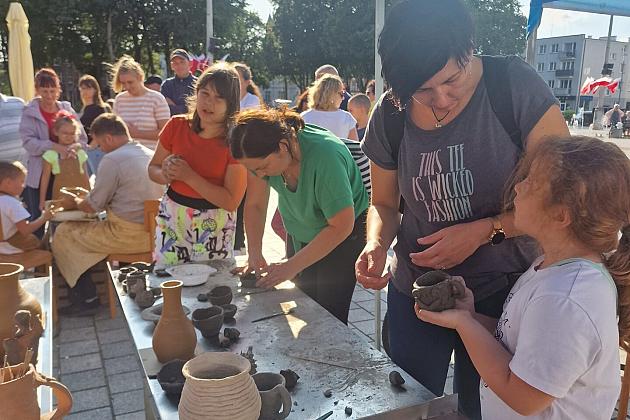 Ceramiczny Lębork – piknik rodzinny na Placu Pokoju