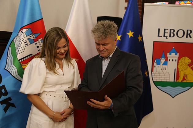 Oświatowa uroczystość w ratuszu