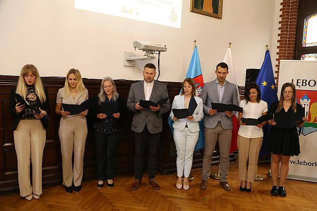 Oświatowa uroczystość w ratuszu