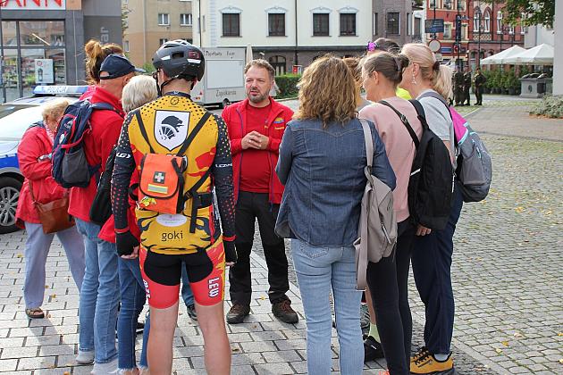 Rajd pieszo-rowerowy wyruszył z placu Pokoju