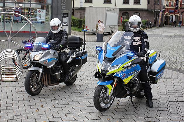 Rajd pieszo-rowerowy wyruszył z placu Pokoju