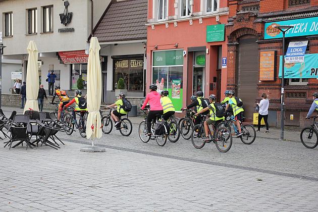Rajd pieszo-rowerowy wyruszył z placu Pokoju