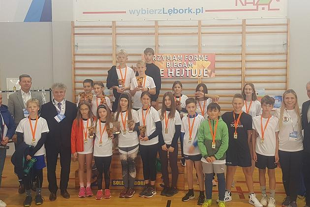 I Jesienny Powiatowy Mityng Lekkoatletyczny „Trzymam formę, biegam – NIE HEJTUJE”