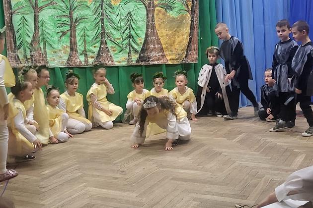 Wieczornica z okazji Święta Niepodległości w Przedszkolu Nr 6 w Lęborku!