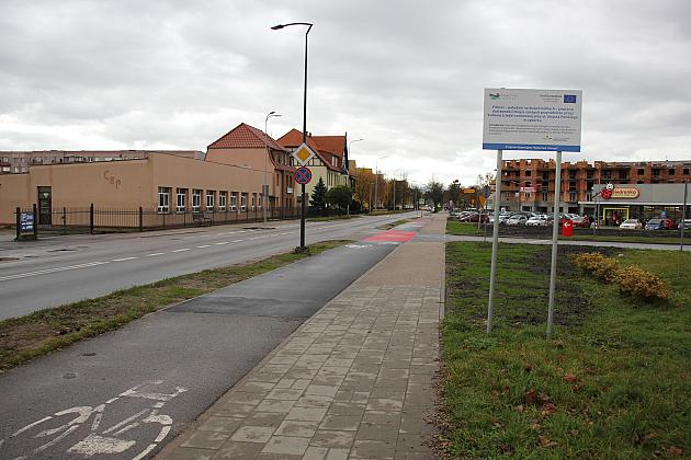 Droga rowerowa na Wojska Polskiego kompletna