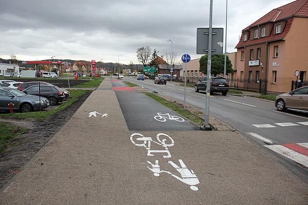 Droga rowerowa na Wojska Polskiego kompletna
