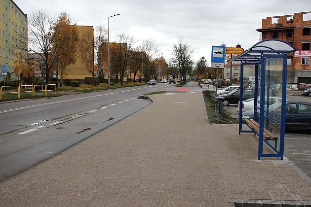 Droga rowerowa na Wojska Polskiego kompletna