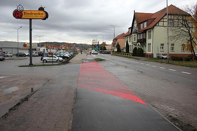 Droga rowerowa na Wojska Polskiego kompletna