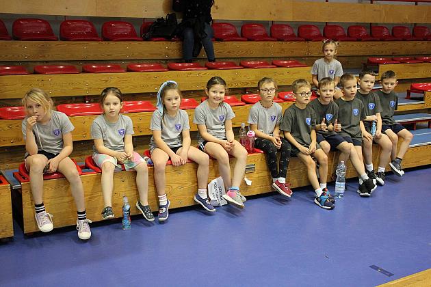 „Pierwszaki” na start! Sportowa rywalizacja w SP7