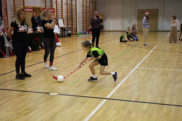 „Pierwszaki” na start! Sportowa rywalizacja w SP7