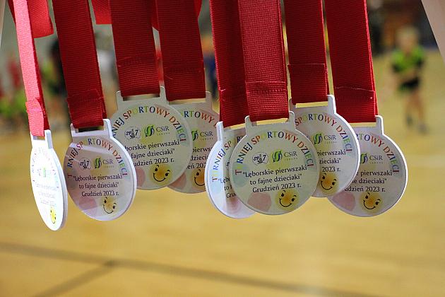 „Pierwszaki” na start! Sportowa rywalizacja w SP7