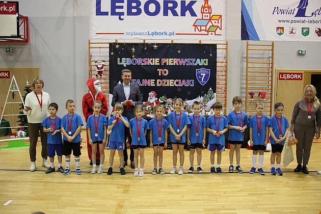 „Pierwszaki” na start! Sportowa rywalizacja w SP7