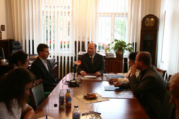 Dotacja miasta na zajęcia na pływalni i ochronkę