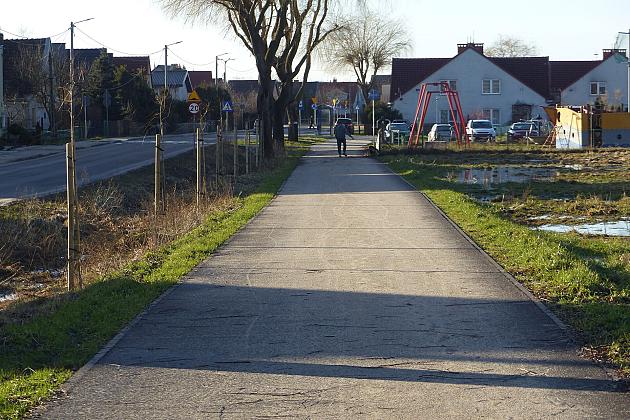 Szybko i bezpiecznie. Nowa droga rowerowa przy ul. Komuny Paryskiej