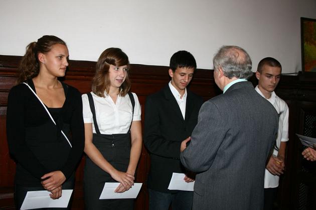 Oświatowe Nagrody Burmistrza