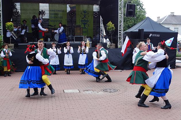 Zespół Pieśni i Tańca Ziemia Lęborska występował w Kretindze na Litwie