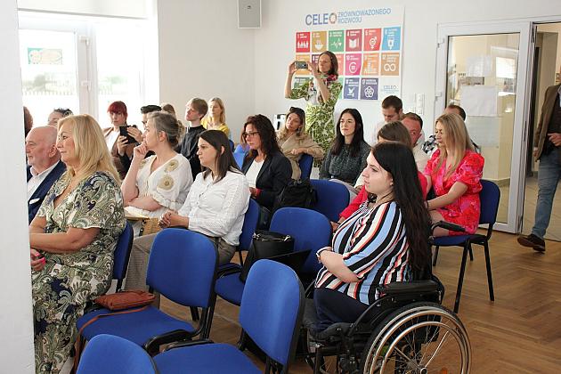 Zyski ze współpracy. Dlaczego samorząd, biznes i NGO powinni działać razem?