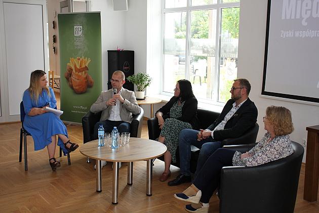 Zyski ze współpracy. Dlaczego samorząd, biznes i NGO powinni działać razem?