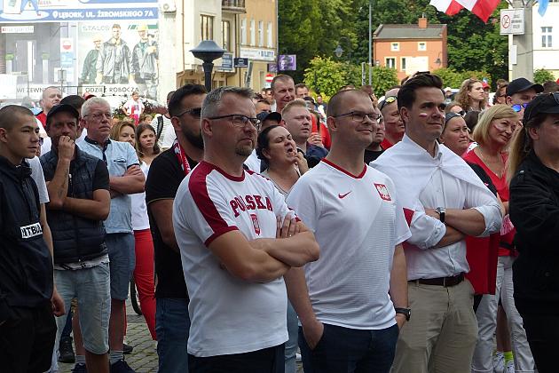 Lębork kibicuje biało-czerwonym. STREFA KIBICA hitem!