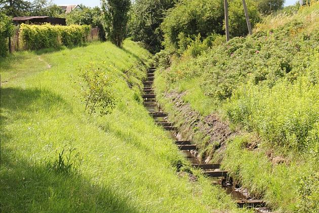 Akcja melioracja. Trwa koszenie i odmulanie rowów melioracyjnych