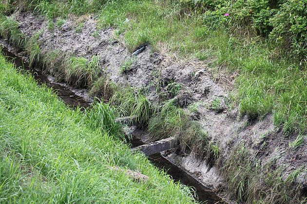 Akcja melioracja. Trwa koszenie i odmulanie rowów melioracyjnych