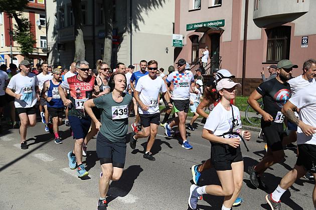 Rywalizowali na lęborskim bruku. 22. Bieg Uliczny św. Jakuba Ap. ukończyło 451 zawodników.