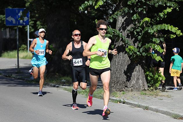 Rywalizowali na lęborskim bruku. 22. Bieg Uliczny św. Jakuba Ap. ukończyło 451 zawodników.