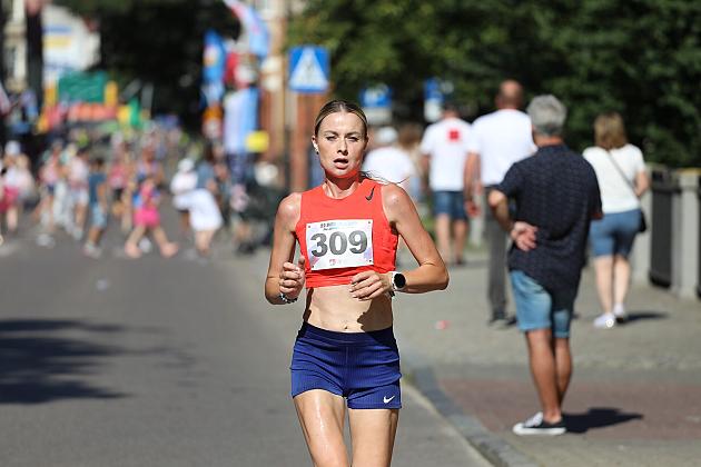 Rywalizowali na lęborskim bruku. 22. Bieg Uliczny św. Jakuba Ap. ukończyło 451 zawodników.