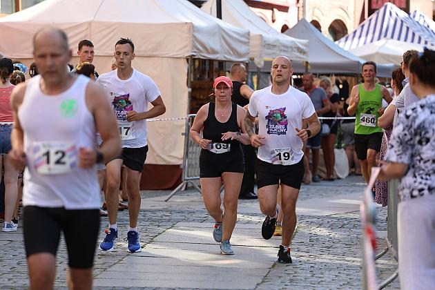 Rywalizowali na lęborskim bruku. 22. Bieg Uliczny św. Jakuba Ap. ukończyło 451 zawodników.
