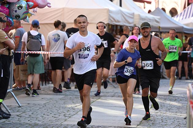 Rywalizowali na lęborskim bruku. 22. Bieg Uliczny św. Jakuba Ap. ukończyło 451 zawodników.
