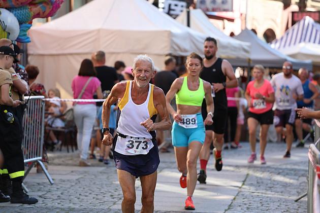 Rywalizowali na lęborskim bruku. 22. Bieg Uliczny św. Jakuba Ap. ukończyło 451 zawodników.