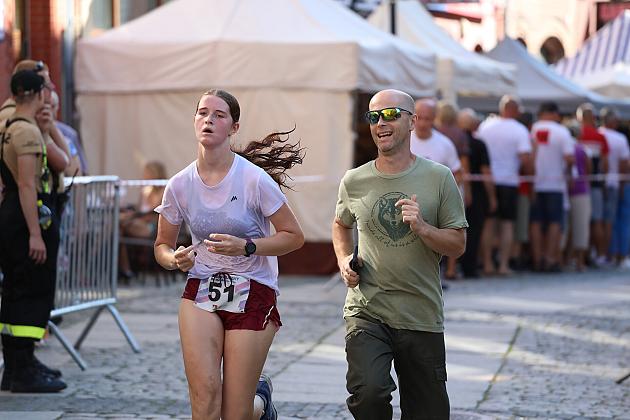 Rywalizowali na lęborskim bruku. 22. Bieg Uliczny św. Jakuba Ap. ukończyło 451 zawodników.