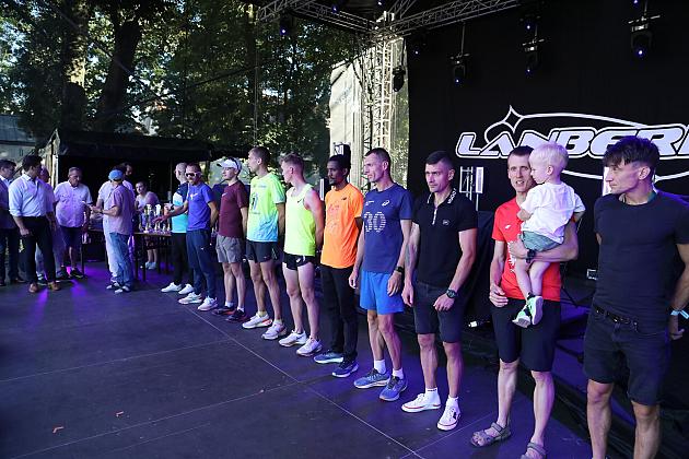 Rywalizowali na lęborskim bruku. 22. Bieg Uliczny św. Jakuba Ap. ukończyło 451 zawodników.