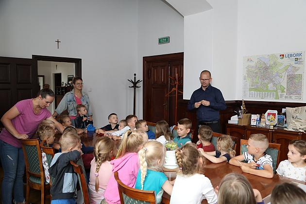 Przedszkolaki z Lęborka odwiedziły burmistrza