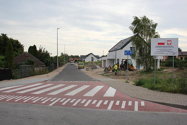 Ulica 8 Maja-bis zyskała asfaltową nawierzchnię i kanalizację deszczową