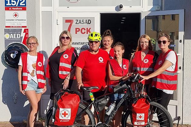 Rowerem wokół Polski w ważnej sprawie. Janusz Kobyłka odwiedził Lębork