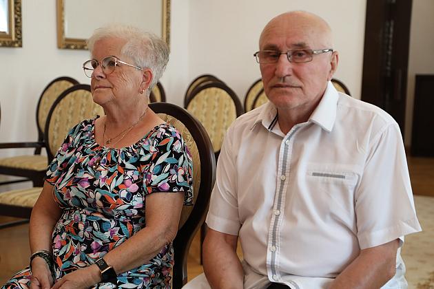 Złote gody w ratuszu. Medale dla 6 par